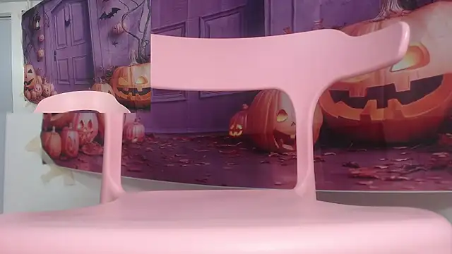 Kitty Mifl online show from October 28, 2025, 3:18 am