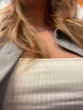 Sweet   Emily online show from January 19, 2025, 5:18 pm