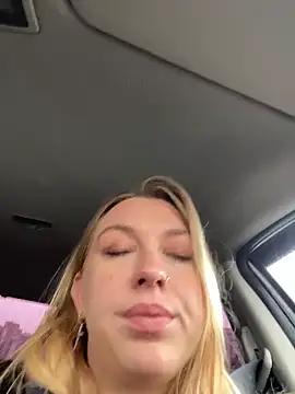 Sweet   Emily online show from September 20, 2025, 10:09 am