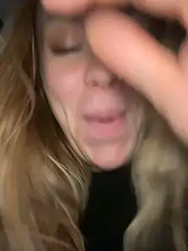 Sweet   Emily online show from January 14, 2025, 7:21 pm