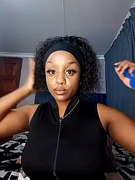 Queen-Chocolate online show from October 30, 2025, 6:38 pm