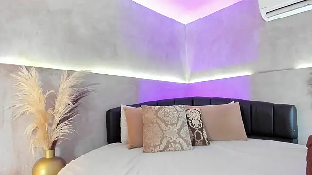 Nicol Lopez 1 online show from November 14, 2025, 9:40 pm