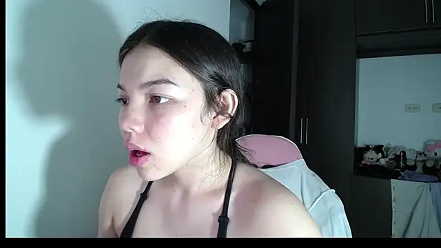 Snapshot of venelope1 chatting on July 19, 2026, 1:47 am venelope1 online show from July 19, 2026, 1:47 am