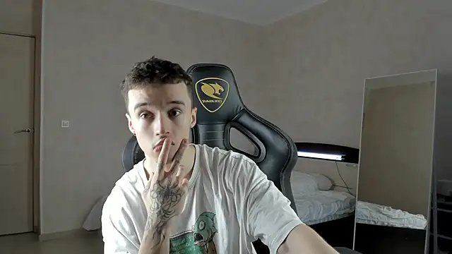 MasonWarholl online show from March 2, 2025, 3:08 pm