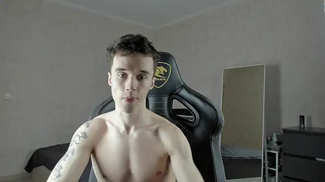 MasonWarholl online show from March 18, 2025, 5:23 am