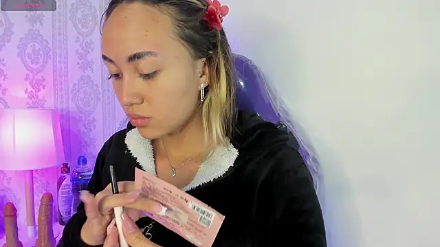 liaa 18 online show from October 17, 2025, 5:00 am