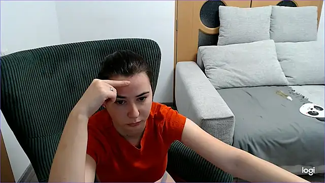 VioletaFlower7 online show from November 25, 2025, 9:53 am