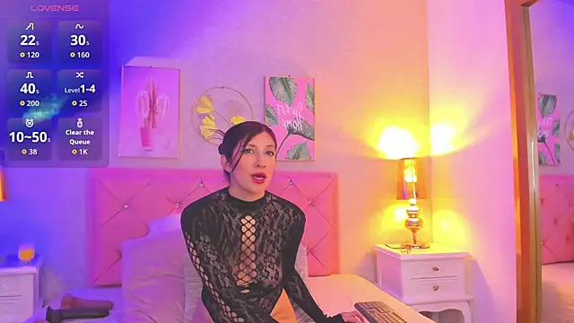 Snapshot of Ginger_Violetta_ chatting on September 23, 2025, 7:32 pm Ginger Violetta online show from September 23, 2025, 7:32 pm