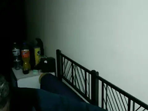 Snapshot of 100Tauros chatting on February 22, 2026, 11:28 pm 100Tauros online show from February 22, 2026, 11:28 pm