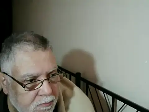 100Tauros online show from November 10, 2025, 12:43 pm