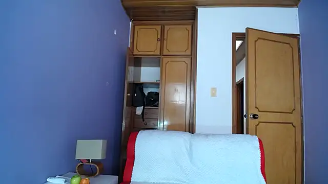 sophia ny online show from February 7, 2026, 1:52 pm