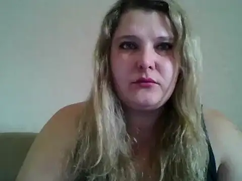 ParisMimi online show from December 15, 2025, 9:37 am