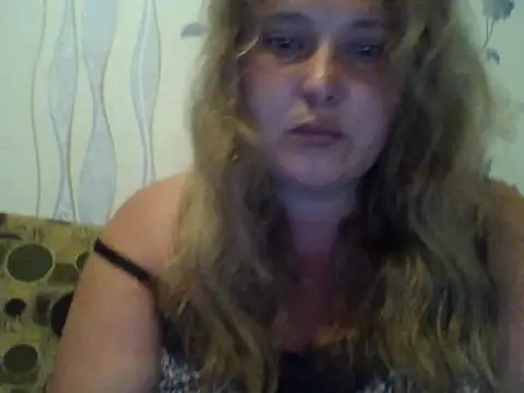 Snapshot of ParisMimi chatting on July 7, 2026, 9:40 pm ParisMimi online show from July 7, 2026, 9:40 pm