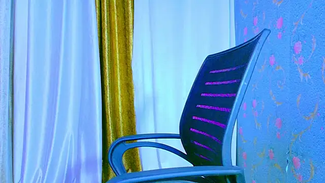 Aashika-Kaur online show from March 10, 2025, 3:34 am