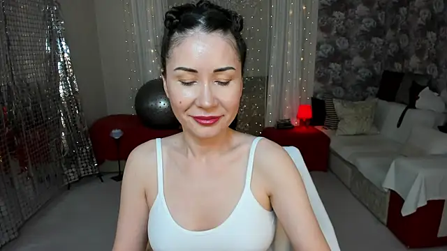 Snapshot of KarinaSweeety chatting on September 10, 2025, 7:29 am KarinaSweeety online show from September 10, 2025, 7:29 am