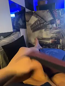 MatthewEmme online show from February 12, 2026, 11:26 pm