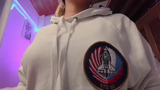 Paulina g3 online show from June 21, 2026, 5:41 pm
