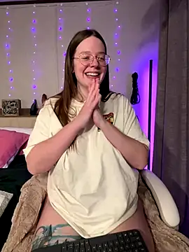 Sweetdee222x online show from December 5, 2024, 6:48 am