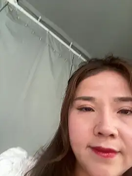 Efangfang online show from March 3, 2025, 5:05 am