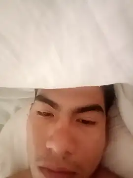 Snapshot of leyel00155 chatting on December 21, 2025, 1:57 pm leyel00155 online show from December 21, 2025, 1:57 pm