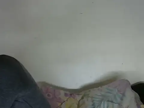 Snapshot of Pretty-emmie chatting on September 15, 2025, 5:02 pm Pretty-emmie online show from September 15, 2025, 5:02 pm