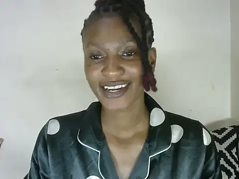 Snapshot of Pretty-emmie chatting on March 8, 2025, 3:17 am Pretty-emmie online show from March 8, 2025, 3:17 am