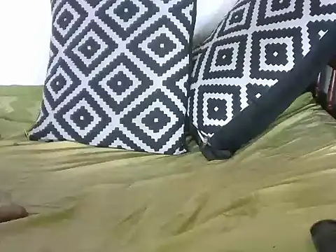 Snapshot of Pretty-emmie chatting on March 22, 2025, 5:31 pm Pretty-emmie online show from March 22, 2025, 5:31 pm