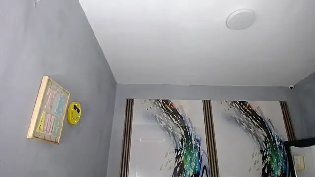 MadinsonCopper online show from November 23, 2025, 5:50 am