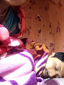 DARK WINE  online show from December 2, 2025, 10:00 pm