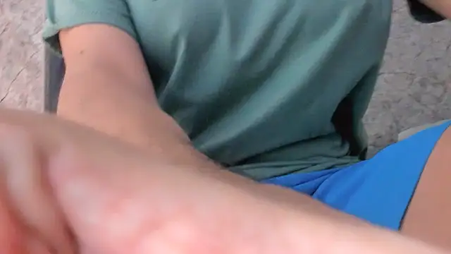 AnddieBaker online show from December 14, 2025, 1:34 am