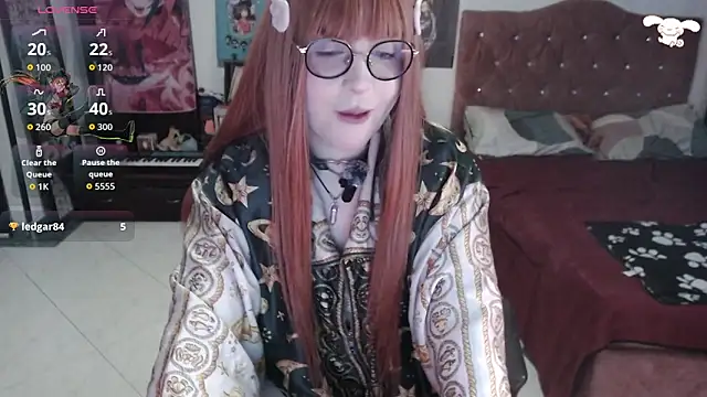 Avril2001 online show from December 1, 2025, 3:07 am