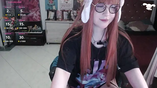 Avril2001 online show from November 26, 2025, 2:44 am