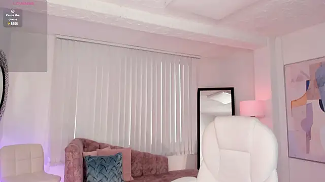 madisson davon online show from February 12, 2025, 7:56 pm