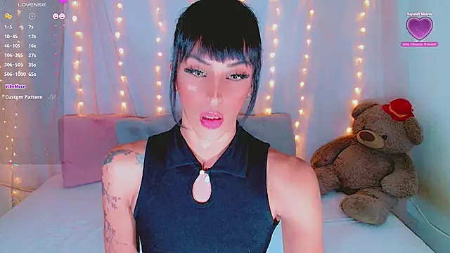 AlanaBekeer online show from November 8, 2025, 9:18 pm