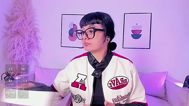 Snapshot of Sweet_Namii chatting on February 24, 2026, 3:24 pm Sweet Namii online show from February 24, 2026, 3:24 pm