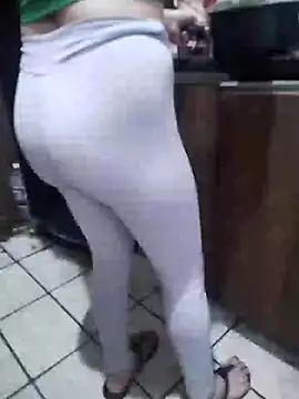 Snapshot of bibifonsecah chatting on February 7, 2026, 7:22 pm bibifonsecah online show from February 7, 2026, 7:22 pm