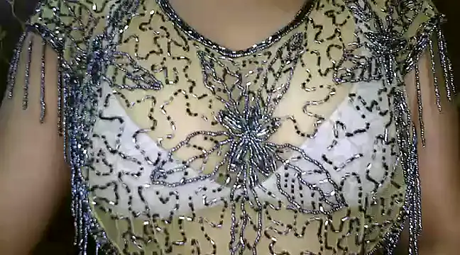Snapshot of VR_here_4U chatting on February 9, 2025, 6:16 pm VR here 4U online show from February 9, 2025, 6:16 pm