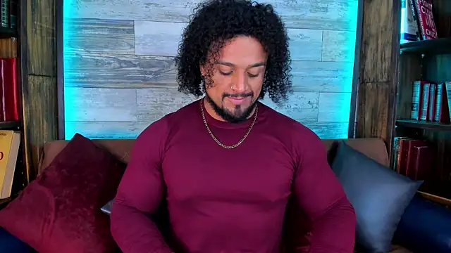 MikeEstevess online show from July 4, 2026, 4:52 am