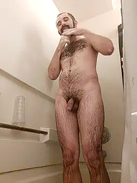 hungandnerdy420 online show from October 5, 2025, 8:16 am