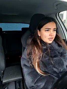 stacy stoone online show from December 20, 2025, 7:33 am