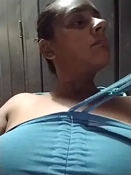 Andreita 95 online show from February 20, 2026, 11:28 pm