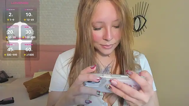 Kittytimberlake online show from May 11, 2026, 1:01 pm