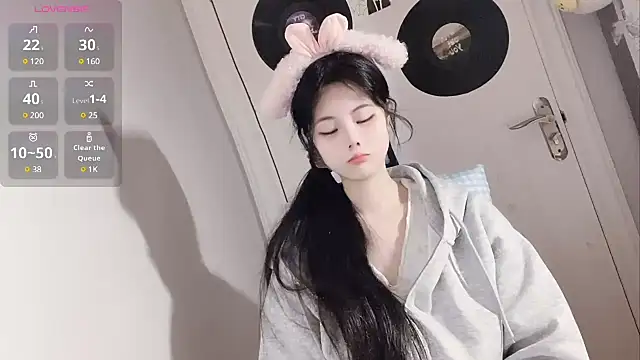 Qedgjwyz1 online show from March 16, 2025, 3:14 am