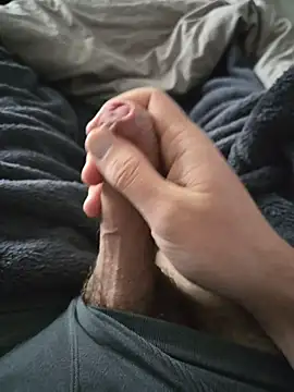 ruffuuss online show from April 3, 2026, 1:17 pm