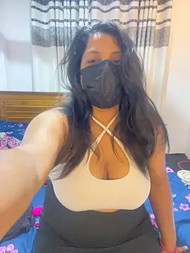 Snapshot of NOORA-GIRL chatting on February 16, 2026, 10:29 pm NOORA-GIRL online show from February 16, 2026, 10:29 pm