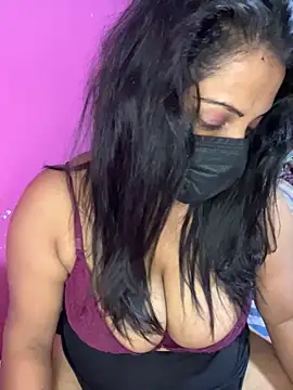 Snapshot of NOORA-GIRL chatting on November 18, 2025, 12:19 pm NOORA-GIRL online show from November 18, 2025, 12:19 pm