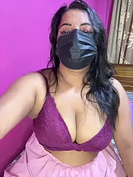 Snapshot of NOORA-GIRL chatting on November 5, 2025, 10:57 pm NOORA-GIRL online show from November 5, 2025, 10:57 pm