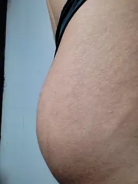 AmnionicDemeanor online show from November 10, 2025, 5:34 am