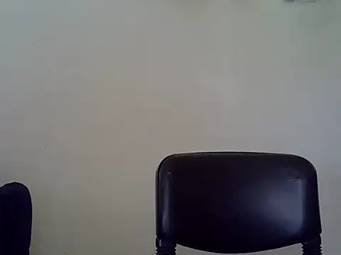 SWEETRENNE  online show from November 16, 2025, 8:52 am