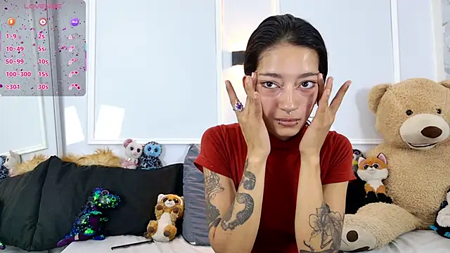 zorravioletta1 online show from February 12, 2026, 1:22 pm